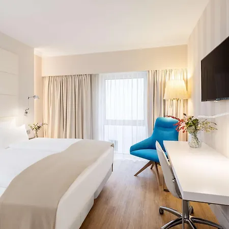 Nh Hamburg Mitte Hotel Exterior photo
